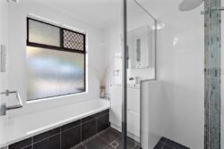 3 Alpin Ct Coolbellup WA 6163, Australia