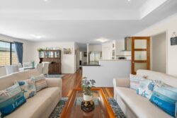 7 Bottlebrush Ln Wannanup WA 6210, Australia