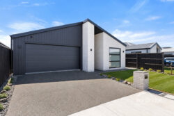 32 Cunningham Street Rangiora Waimakariri Canterbury 7400, New Zealand