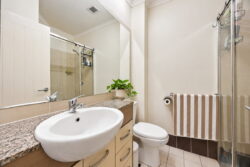 Unit 4110/36 Browning Blvd Battery Hill QLD 4551, Australia