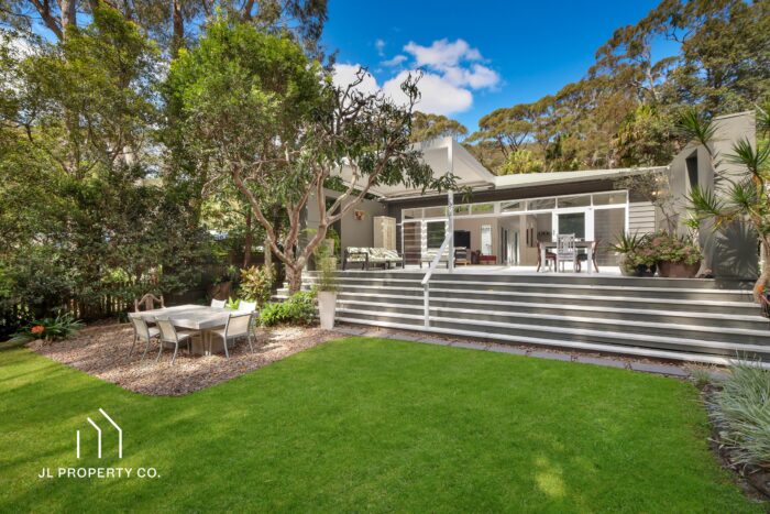 63 Crystal Ave Pearl Beach NSW 2256 Australia