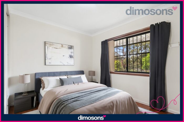83 Denise St Lake Heights NSW 2502 Australia