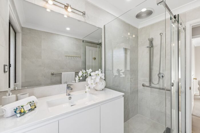 8 Doherty Street Quakers Hill NSW 2763, Australia