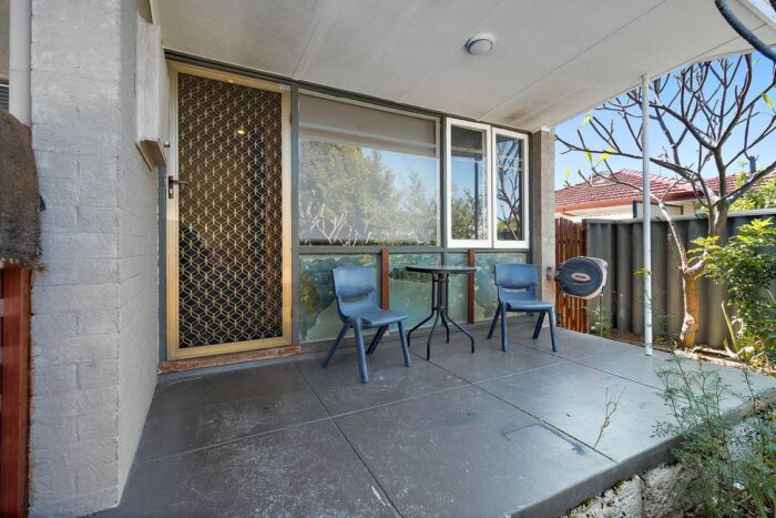 5 Gilroy St Cloverdale WA 6105, Australia