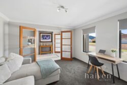 9 Dunbar Way Canning Vale WA 6155, Australia