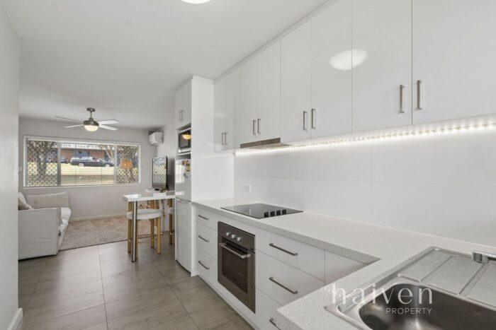 2/142 Watkins Street White Gum Valley WA 6161, Australia