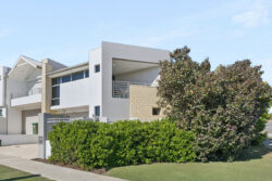 168 Burniston St Scarborough WA 6019, Australia