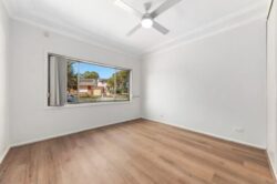 9 Illawong Cres Greenacre NSW 2190, Australia