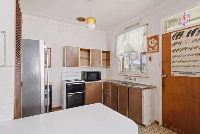27 Kimbarra Cl Kotara NSW 2289, Australia
