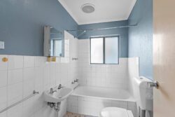 Unit 23/67 Macquoid St Queanbeyan East NSW 2620, Australia