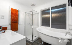 110 Narr-Maen Dr Croydon Hills VIC 3136, Australia