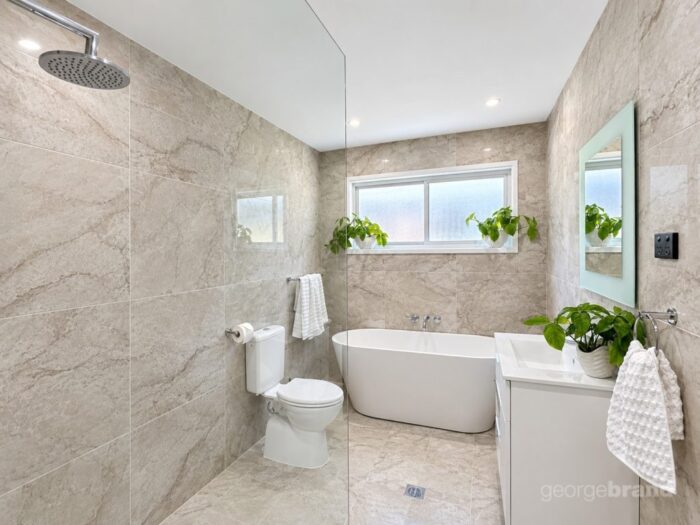 16 Newlands Ave Terrigal NSW 2260, Australia