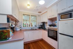 15 Northcott Ave Watanobbi NSW 2259, Australia