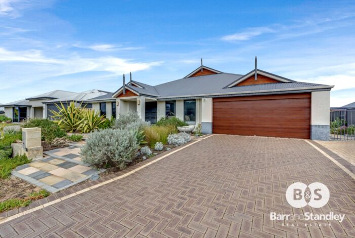 128 Hornibrook Rd Dalyellup WA 6230, Australia