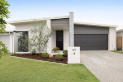 9 Pinbarren St Banya QLD 4551, Australia