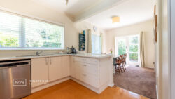 33 Pinehaven Road Pinehaven Upper Hutt Wellington 5019, New Zealand