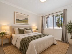 2/1 Hillsdon Rd Taringa QLD 4068, Australia