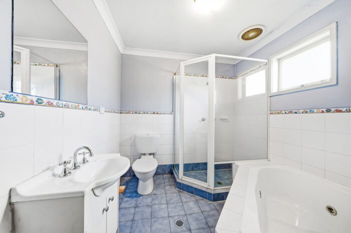 4A Hume Ave Castle Hill NSW 2154, Australia