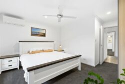 19 Zinnea St Elanora QLD 4221, Australia