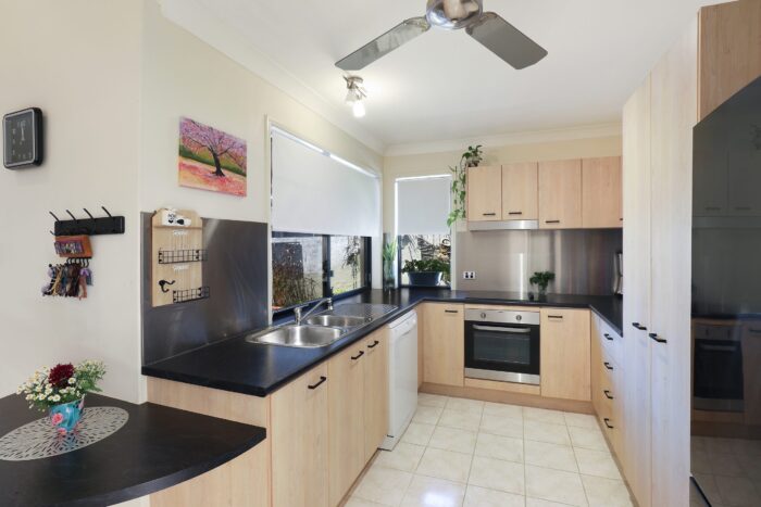 20 Seychelles Place Kawana Island QLD 4575, Australia