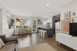 Unit 20/21 Sturt St Glenelg North SA 5045, Australia