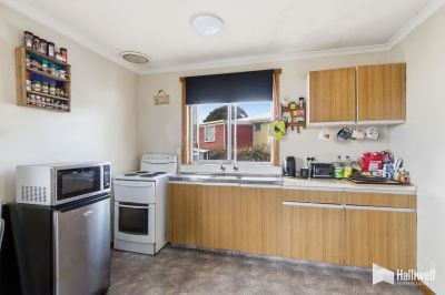 75 Torquay Rd East Devonport TAS 7310 Australia