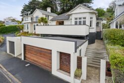 156 Victoria Road Saint Clair Dunedin Otago 9012, New Zealand
